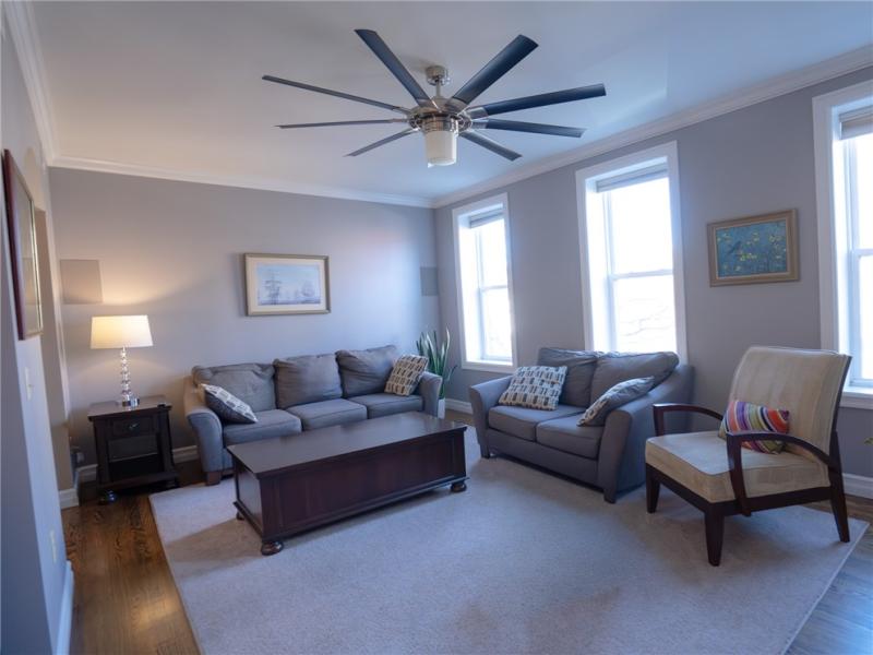 MLS #R1654438 image #0