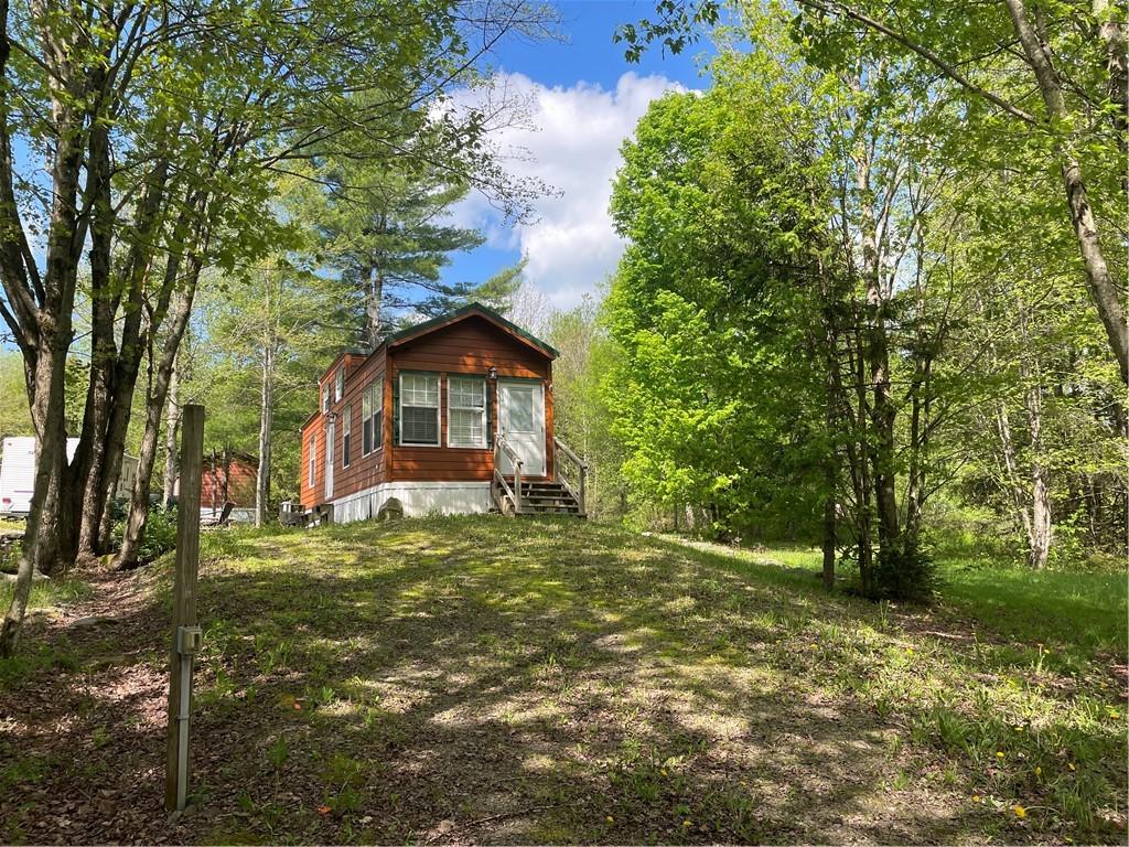 MLS #R1686385 image #0