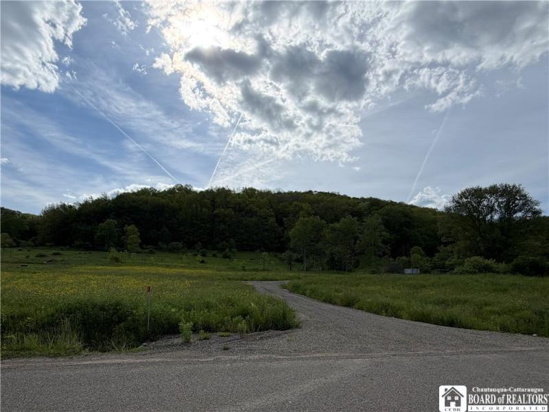 MLS #R1686606 image #0