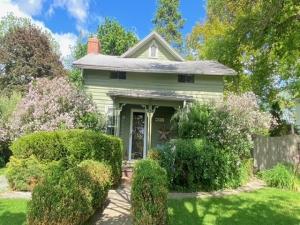 MLS #R1686754 image #0