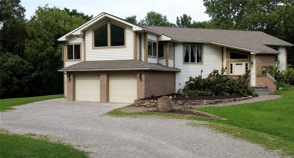 MLS #R1687346 image #0