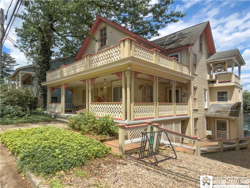 MLS #R1689917 image #0