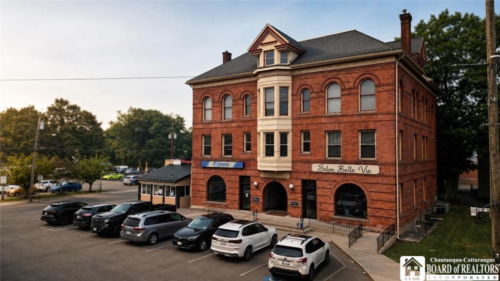 MLS #R1699479 image #0