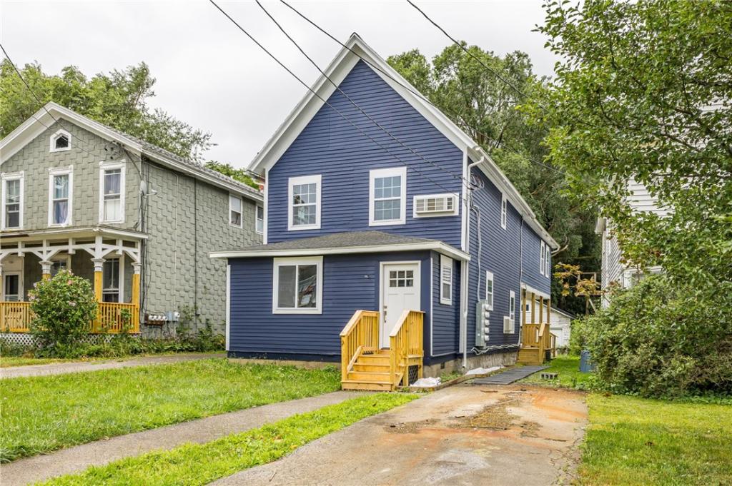 MLS #R1701656 image #0