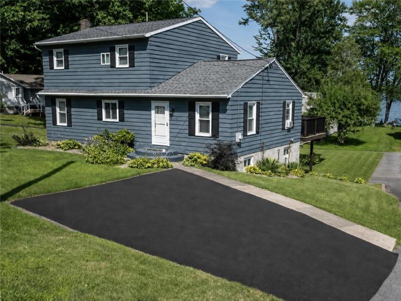 MLS #R1703082 image #0
