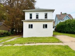 MLS #R1704106 image #0