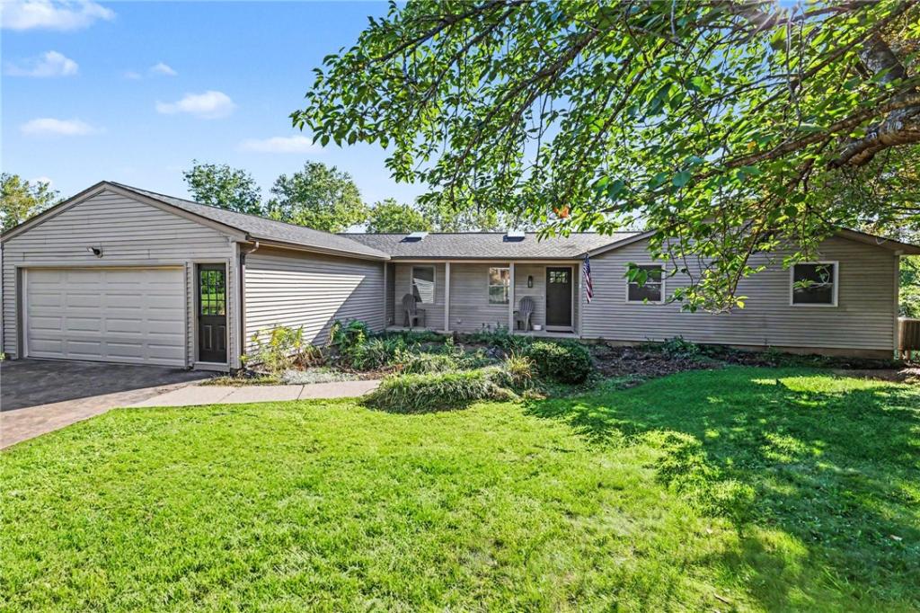 MLS #R1704477 image #0