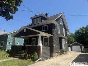 MLS #R1704558 image #0