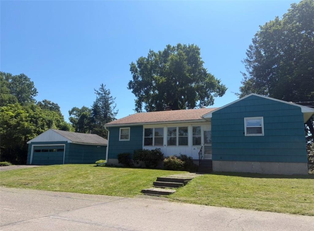 MLS #R1704639 image #0