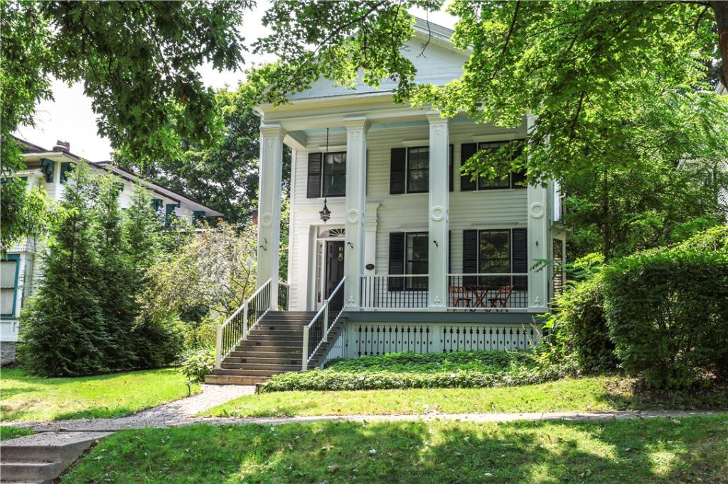 MLS #R1704886 image #0