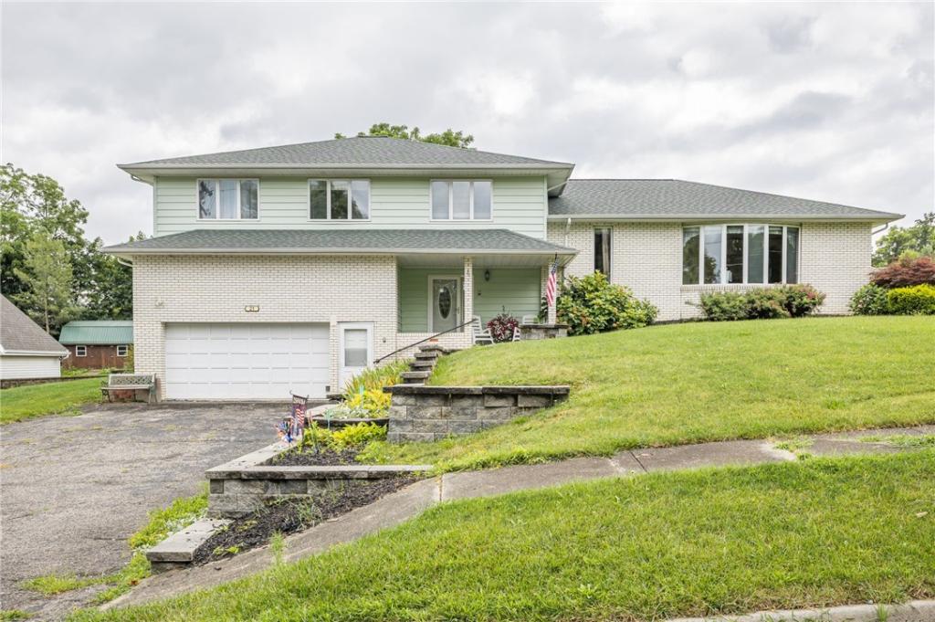 MLS #R1706660 image #0