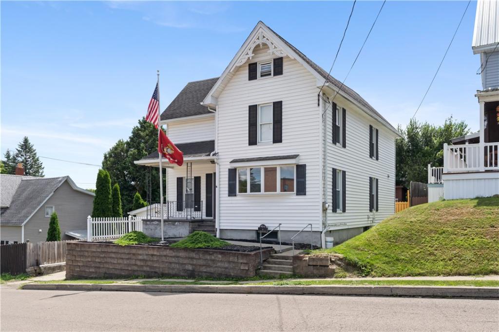 MLS #R1707009 image #0