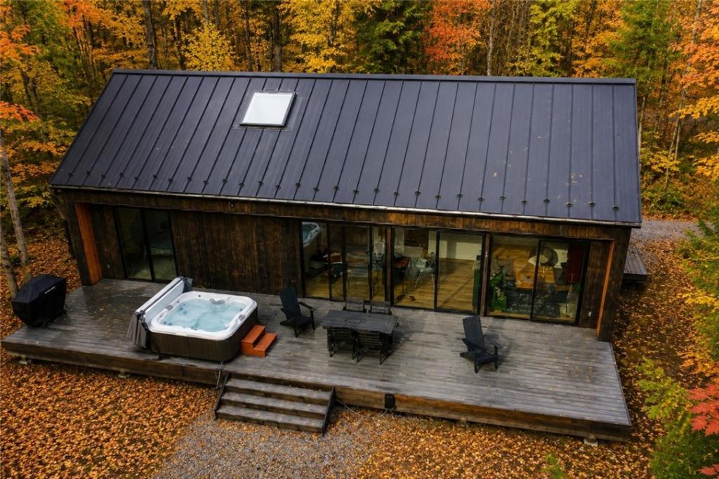 MLS #R1711623 image #0