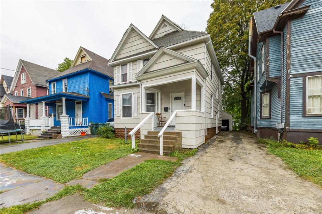 MLS #R1711646 image #0