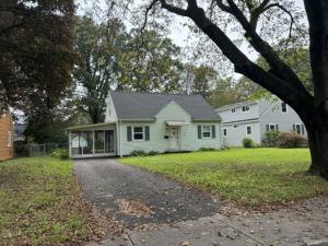 MLS #R1711647 image #0