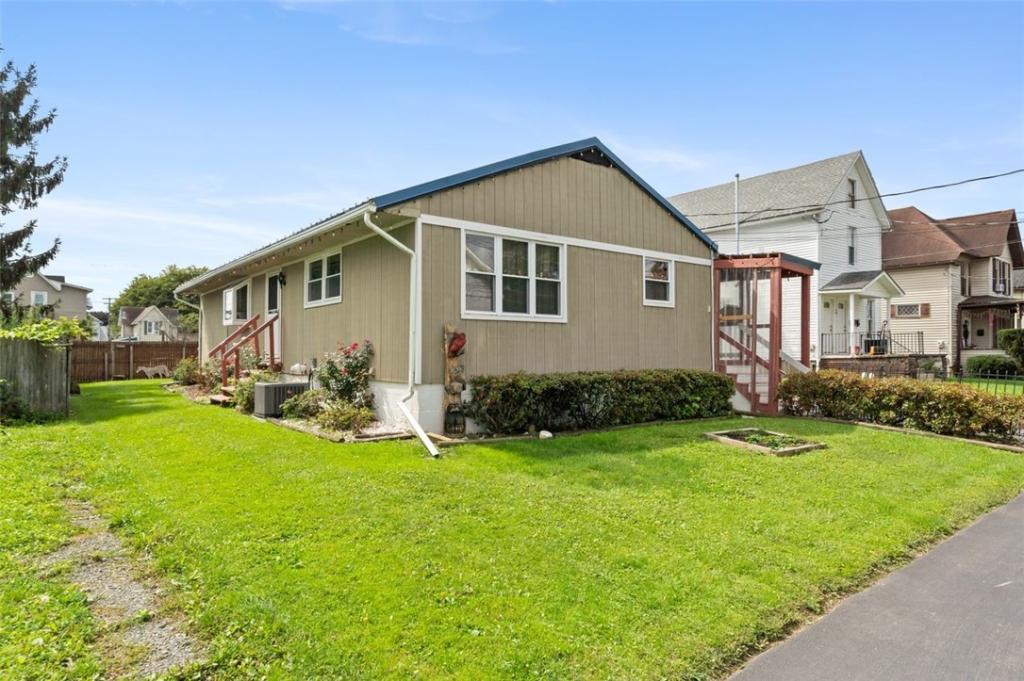 MLS #R1712386 image #0