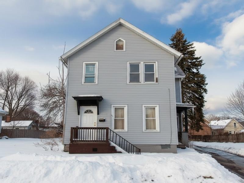 MLS #R1713401 image #0