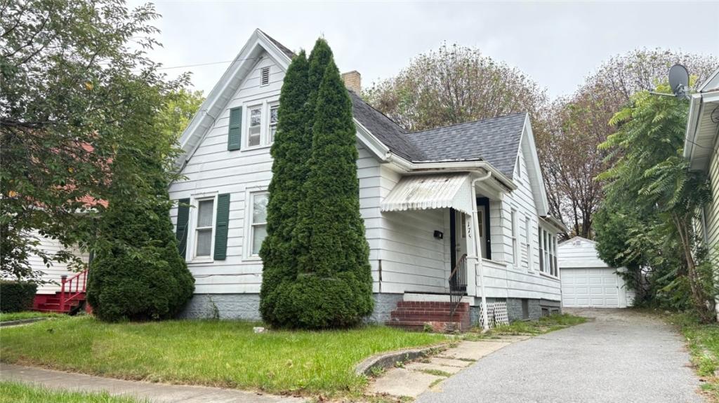 MLS #R1713509 image #0