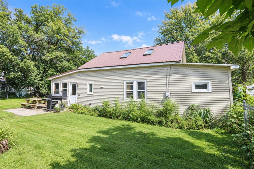 MLS #R1713626 image #0