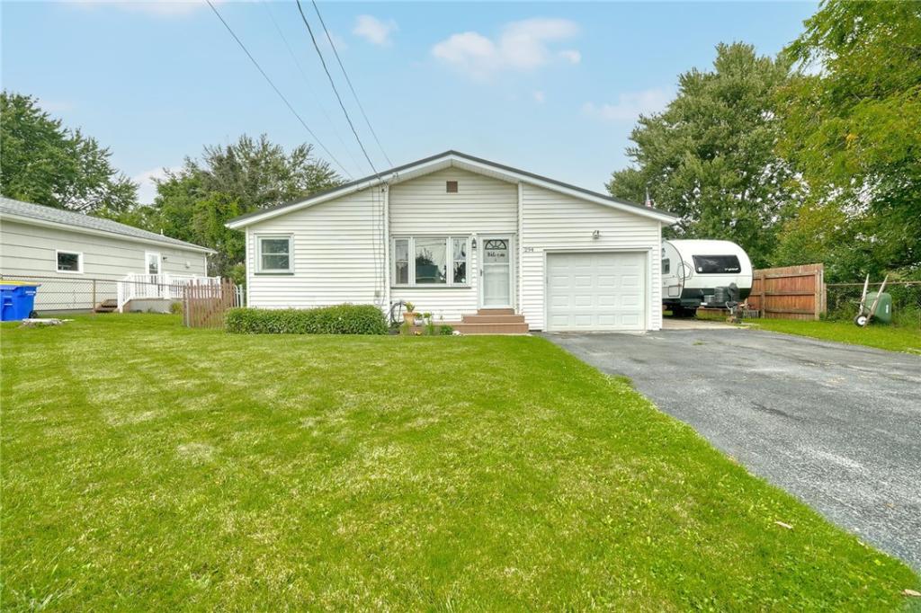 MLS #R1713969 image #0