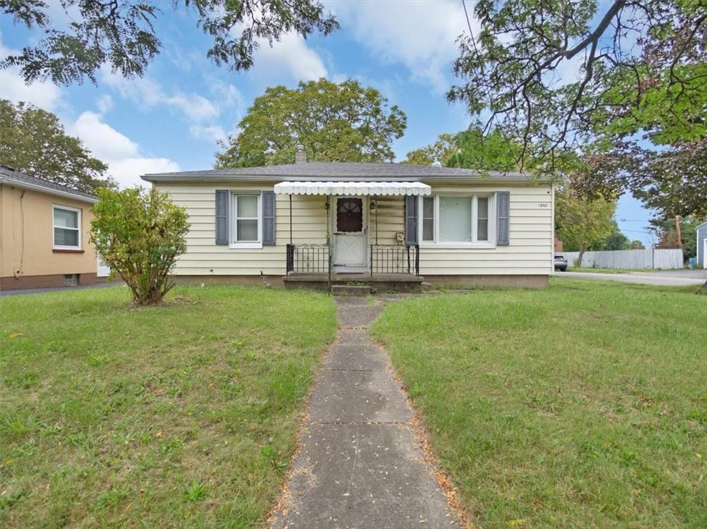 MLS #R1714657 image #0