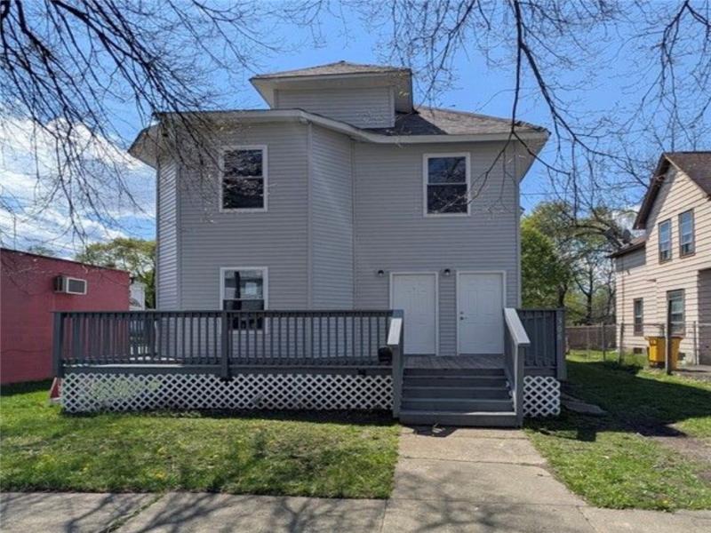 MLS #R1715095 image #0
