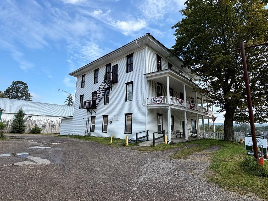 MLS #R1715096 image #0