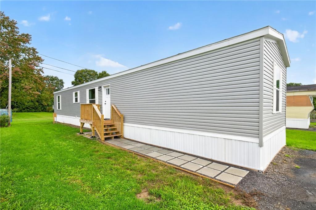 MLS #R1715232 image #0