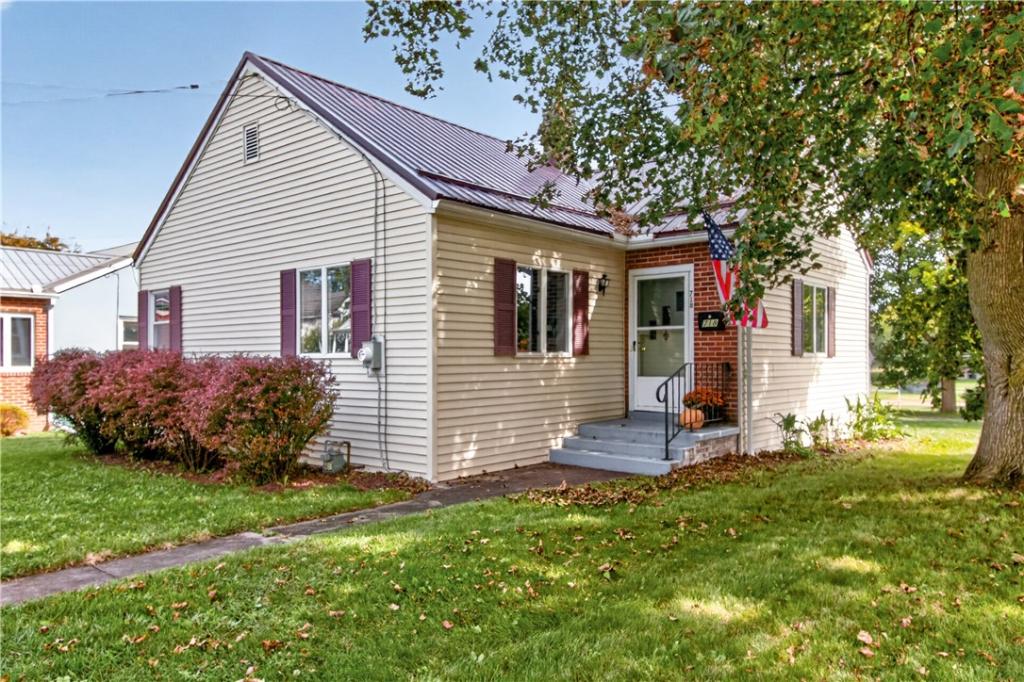 MLS #R1716718 image #0
