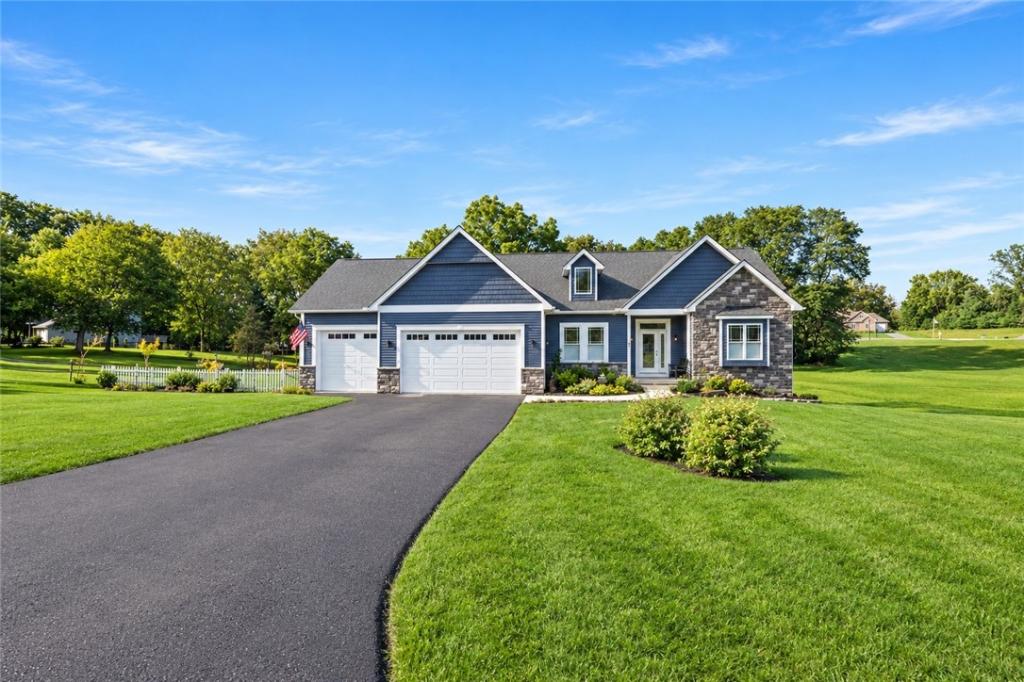 MLS #R1716733 image #0