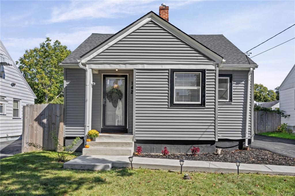 MLS #R1716825 image #0