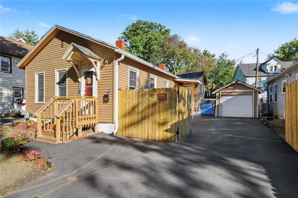 MLS #R1717595 image #0