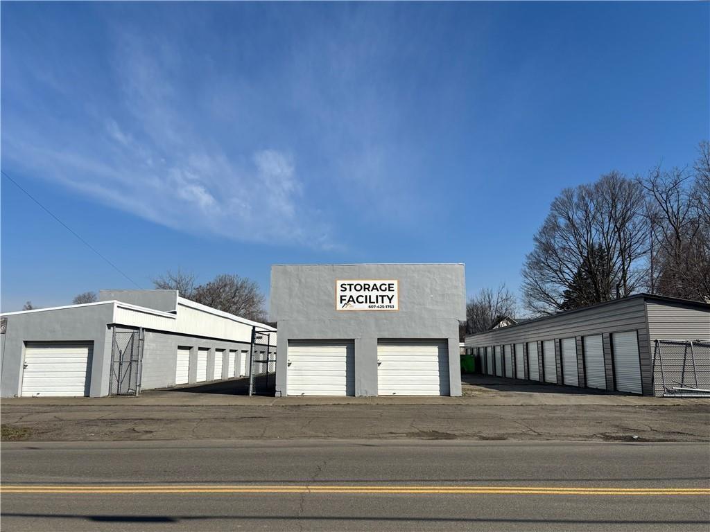 MLS #R1720404 image #0