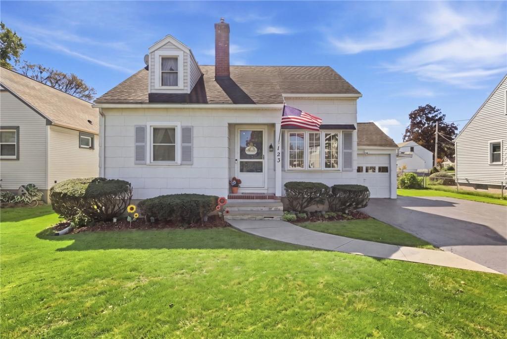 MLS #R1720709 image #0
