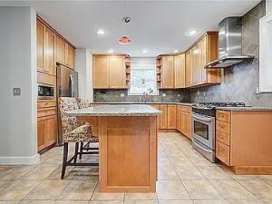 MLS #R1721413 image #0