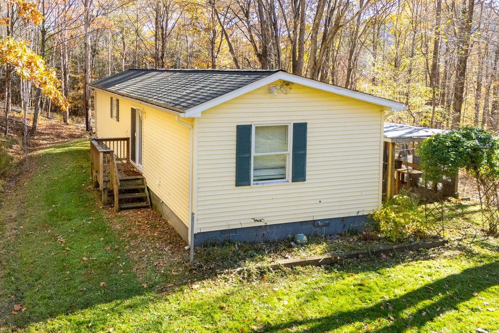MLS #R1724888 image #0