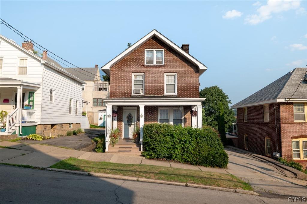 MLS #S1702218 image #0